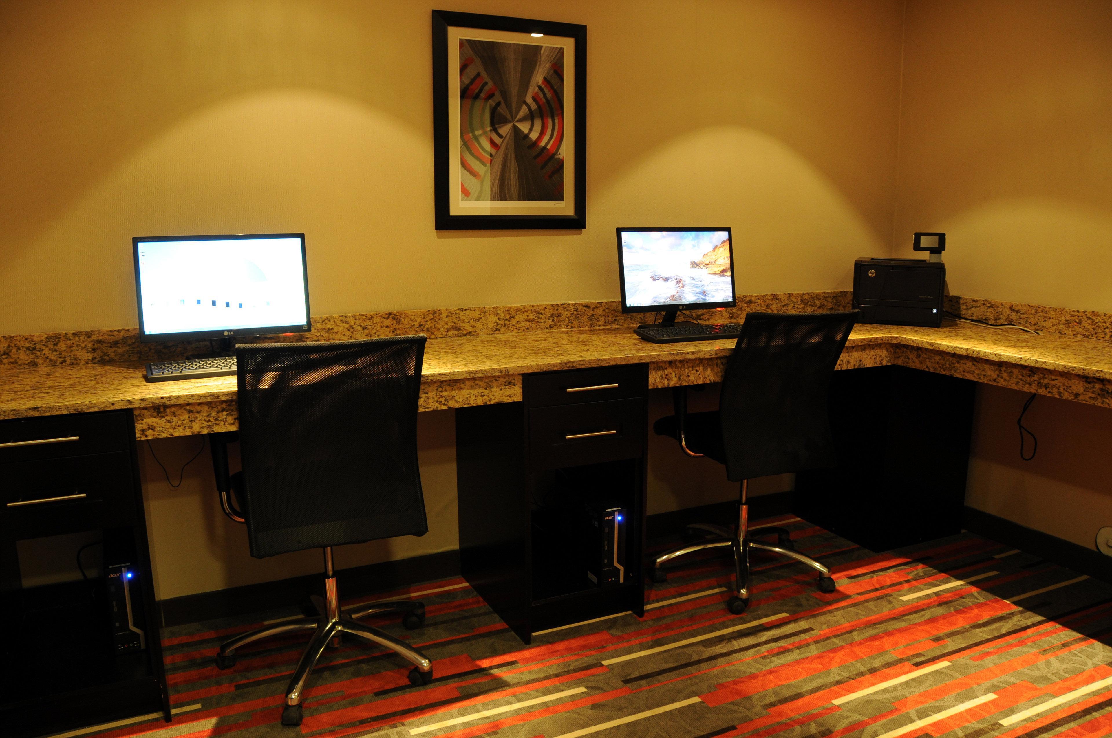 Chateau Inn & Suites Bonnyville Esterno foto