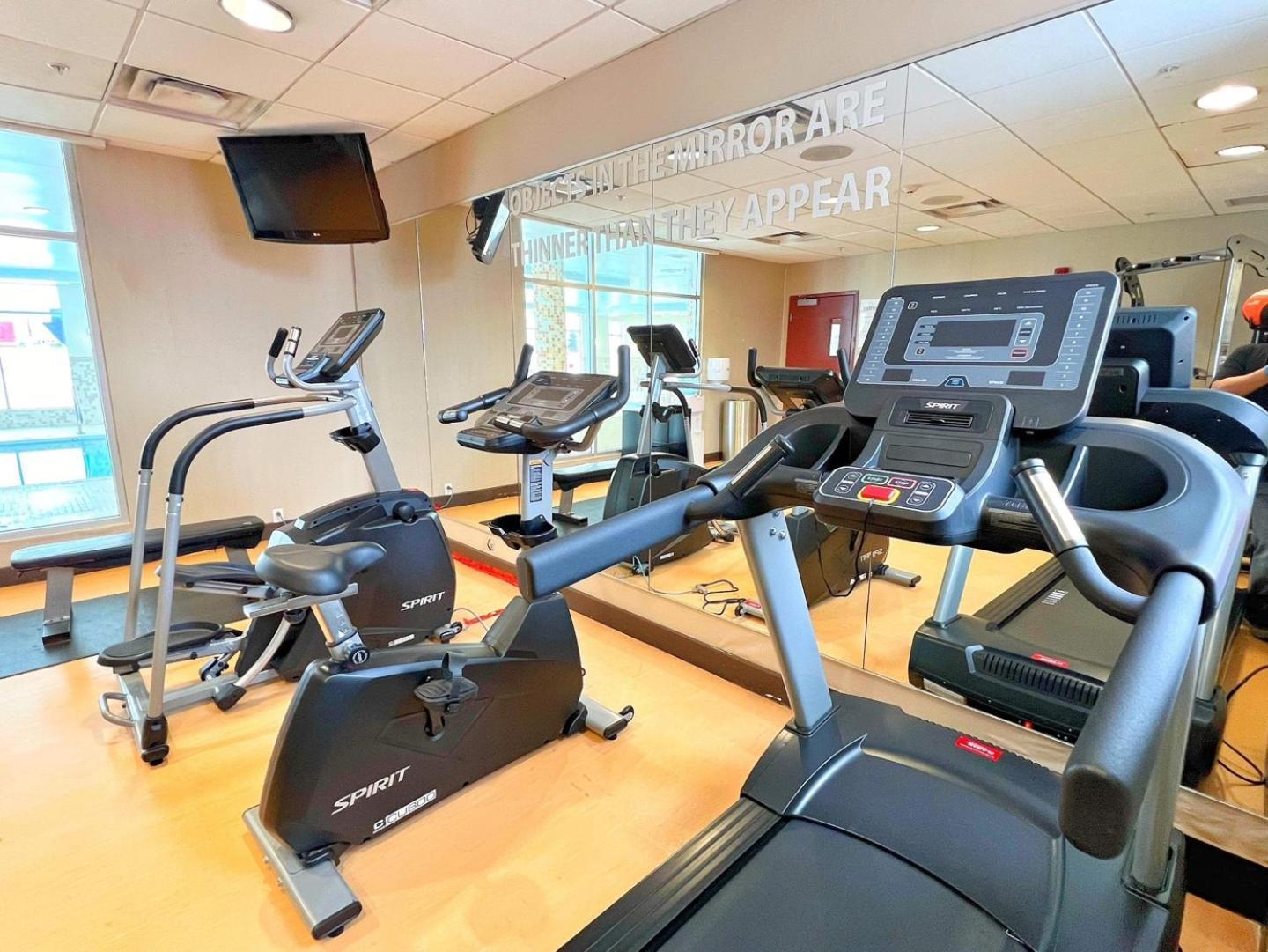 Chateau Inn & Suites Bonnyville Esterno foto