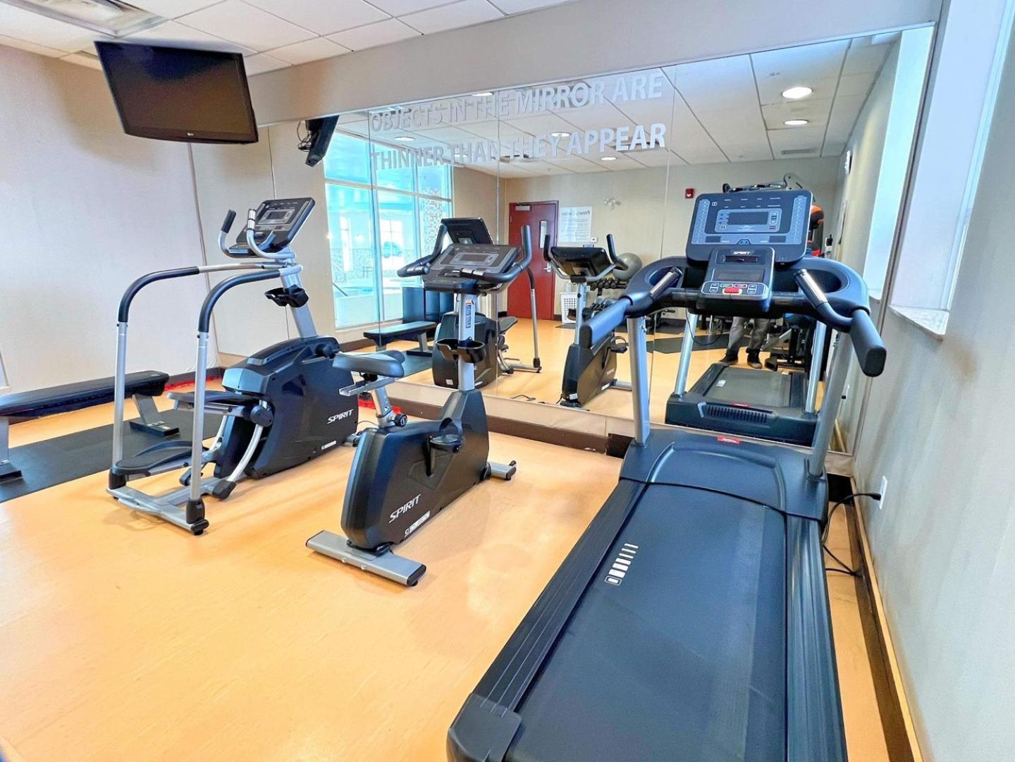 Chateau Inn & Suites Bonnyville Esterno foto